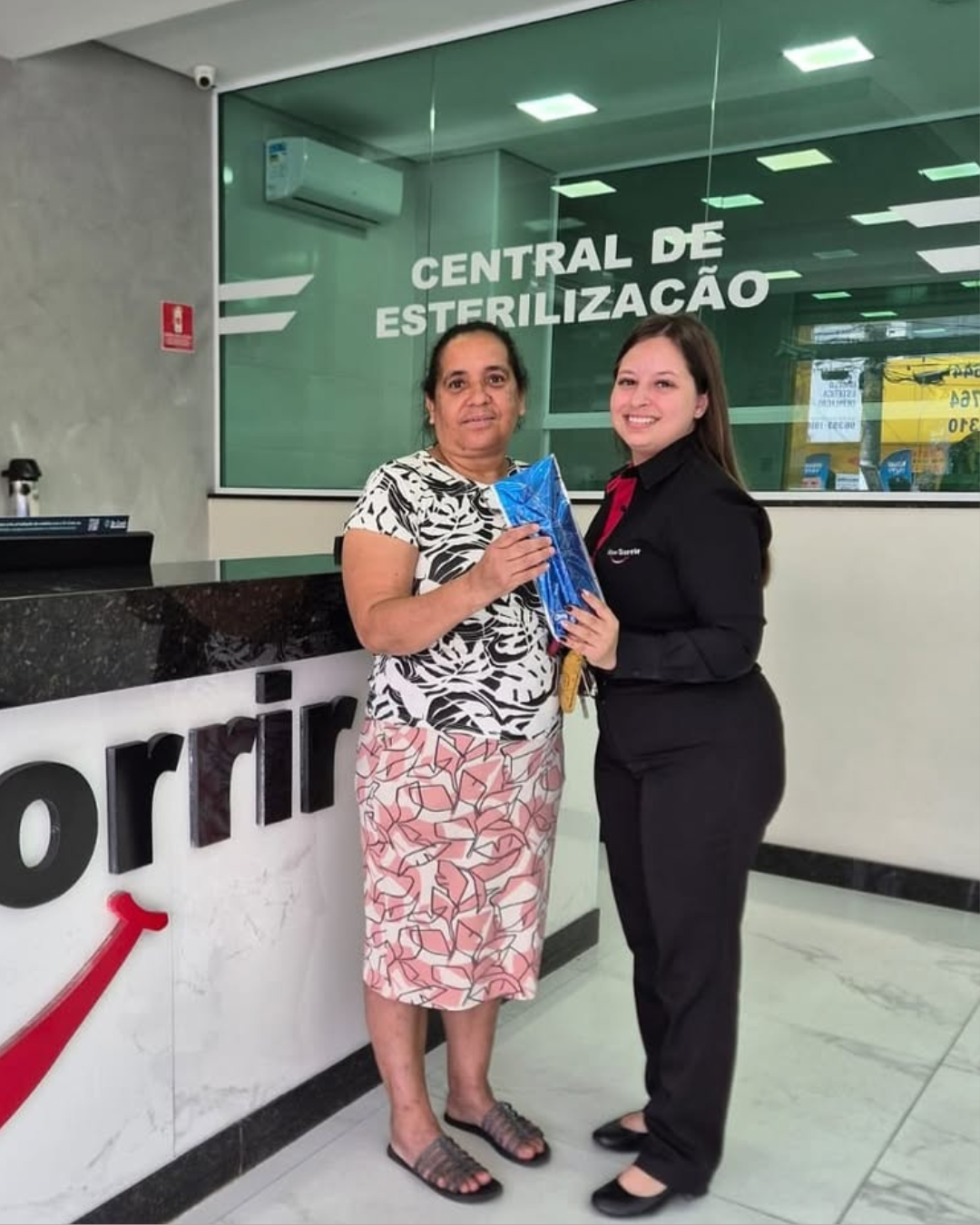 Implantes - próteses - Facetas - lentes - clareamento - aparelho dental - dentista (12)