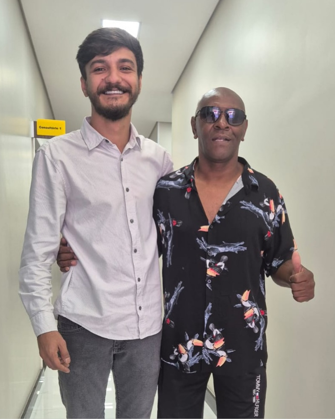 Implantes - próteses - Facetas - lentes - clareamento - aparelho dental - dentista (6)