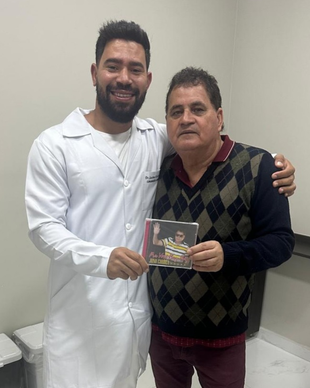 Implantes - próteses - Facetas - lentes - clareamento - aparelho dental - dentista (9)